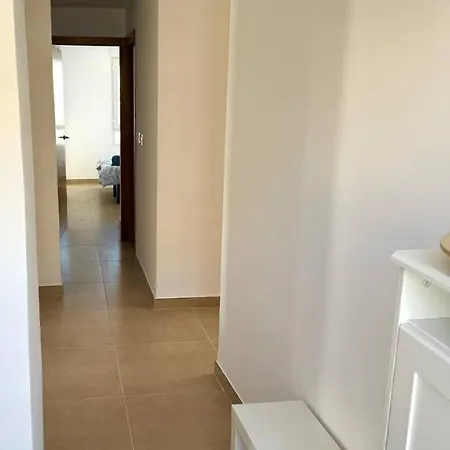 Sea View Apartment *